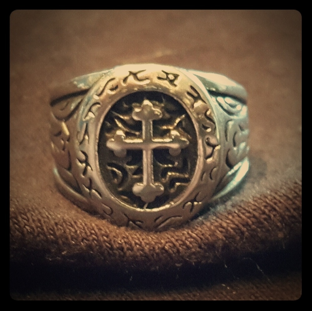 TEMPLAR CROSS STAINLESS RING